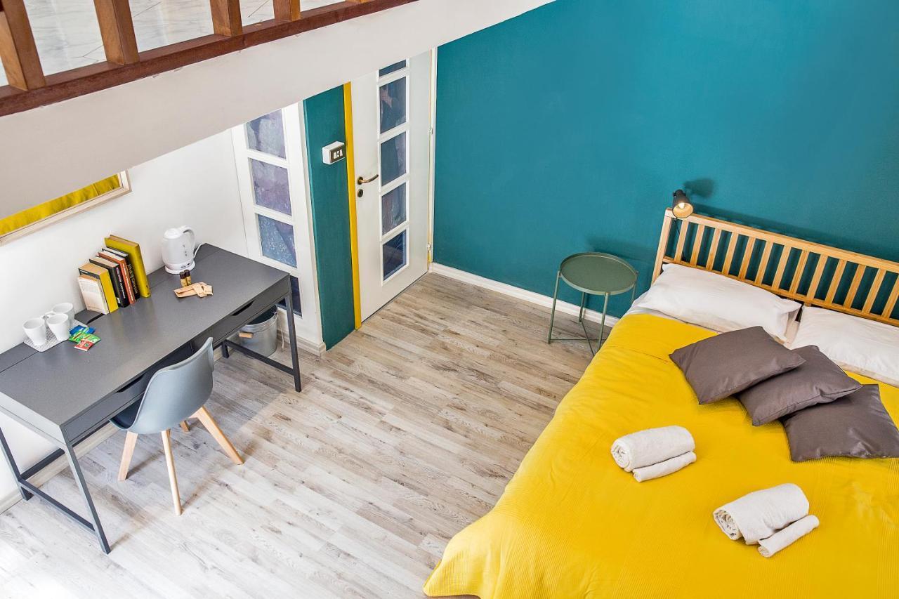 26 Urban Bed & Breakfast